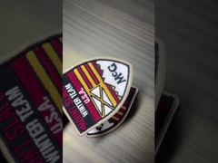 الملابس المصممة خصيصًا التجميل الملحقات مع علامات المعلقة القابلة للتخصيص