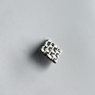 OEM مستطيل التعبئة الملابس الملحقات المعدنية الزخرفة الملابس
