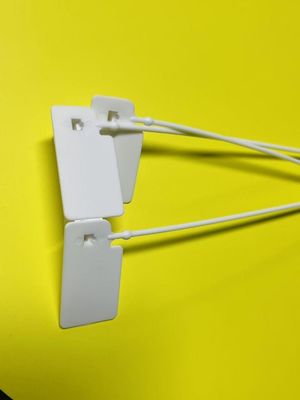تعيين RFID الملابس النيلون الملابس العلامة الأمنية القفل الذاتي