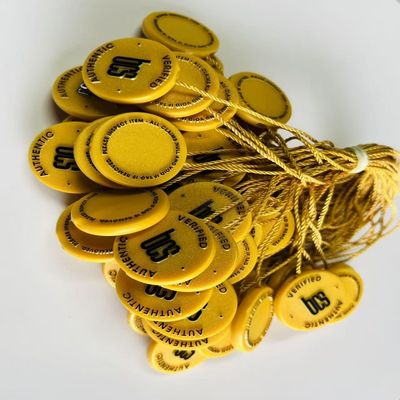 العلامة البلاستيكية الصفراء 10 بوصة العلامة المثبتة الحلقة القفل دبوس العلامة للملابس